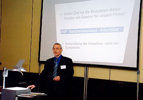 Vortrag �ber das Konzept des RKI-Instituts